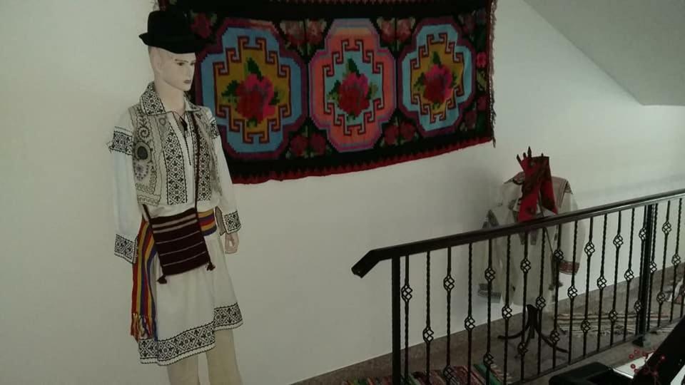 Brates Pensiunea Poiana Soarelui מראה חיצוני תמונה